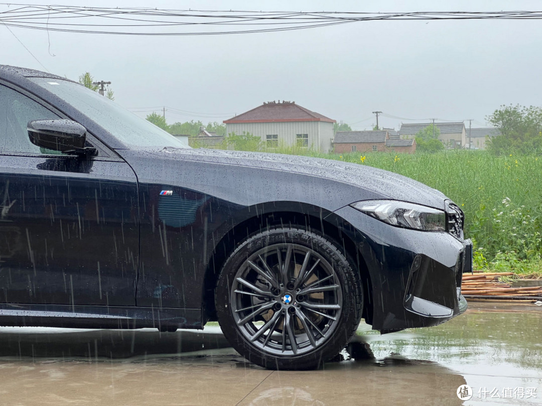 汽车媒体人不会告诉你的那些事，资深汽车爱好者在电动车风行的当下为什么选择了油车？宝马3系初体验