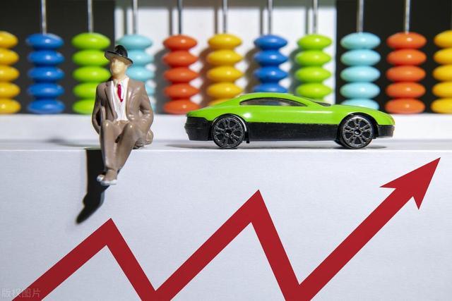 2024中国新能源汽车产量突破1000万辆 达全球首个里程碑